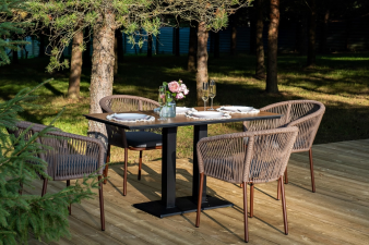 Каффе Дабл обеденная группа на 4 персоны, цвет дуб