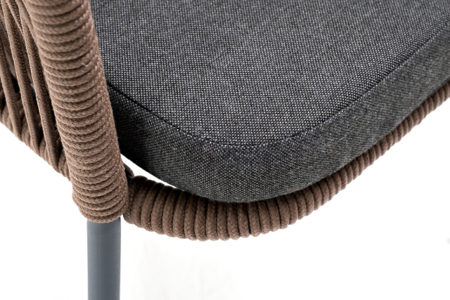 Лион плетеный стул из роупа, каркас стальной серый, роуп коричневый, ткань темно-серая